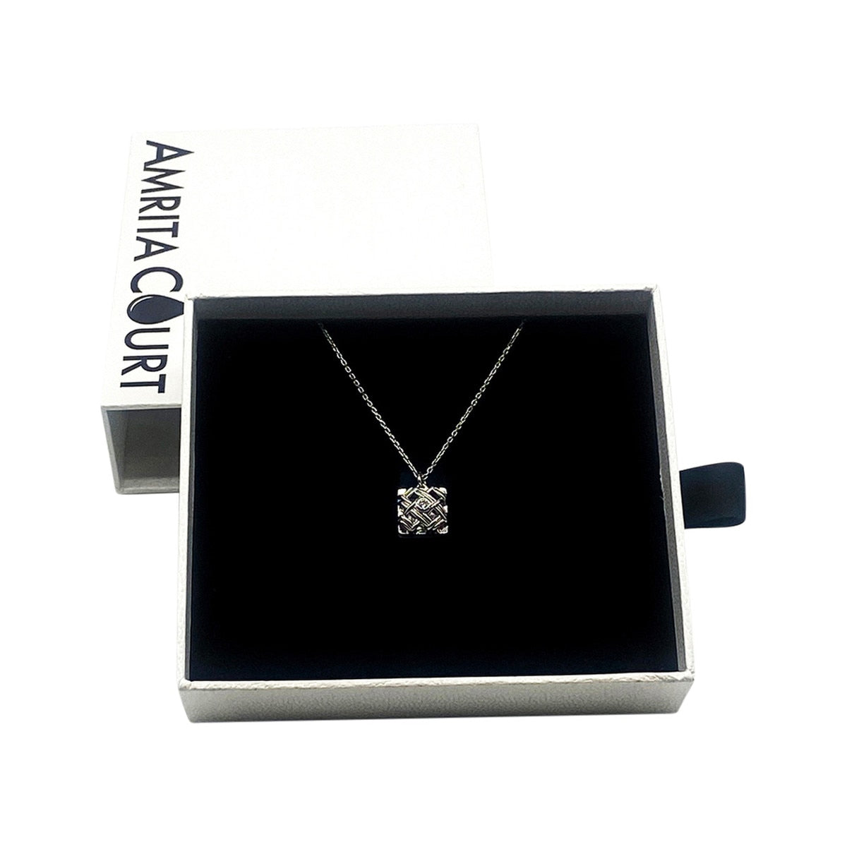 Amrita Court Aroma Necklace White Gold Chest + Purify Essential Oil 10ml Pk - Cutprice Online