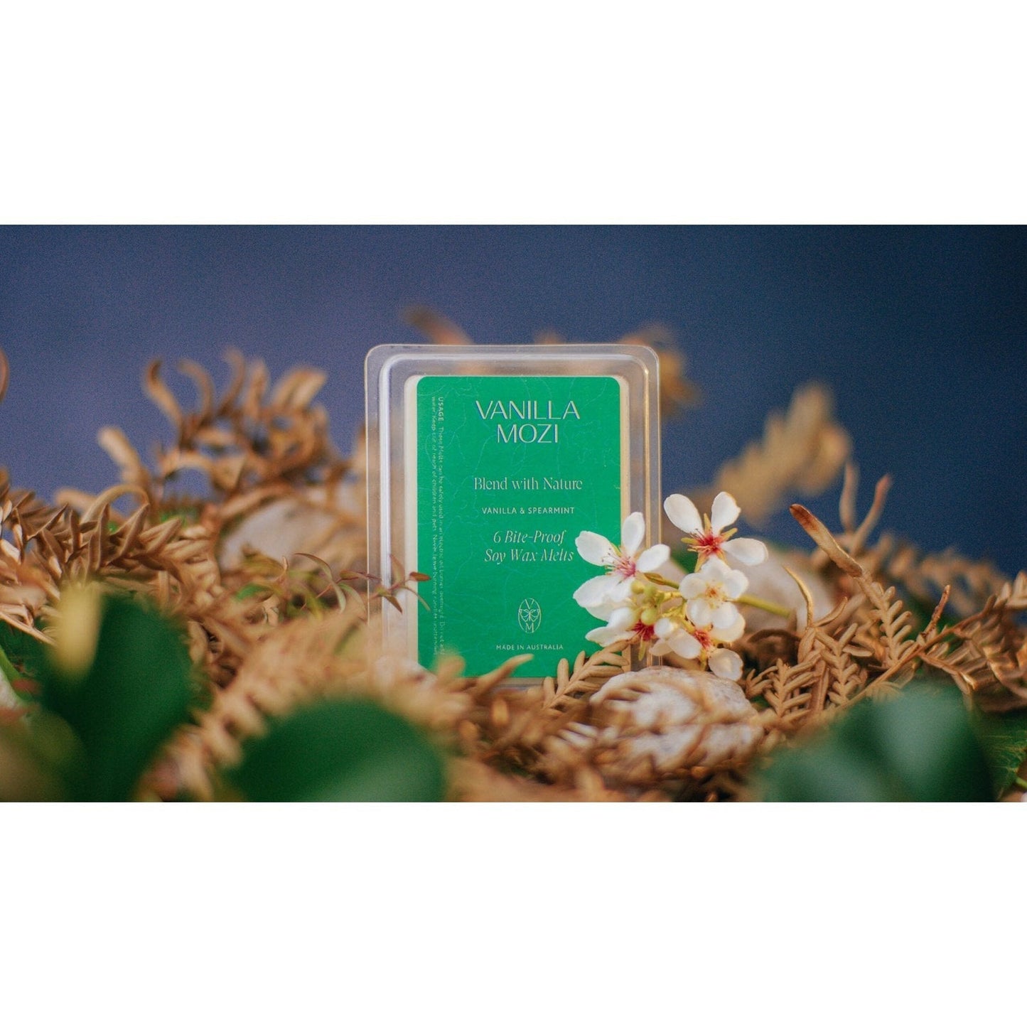 Vanilla Mozi Bite-Proof Soy Wax Melts Vanilla & Spearmint 6pk Vanilla Mozi
