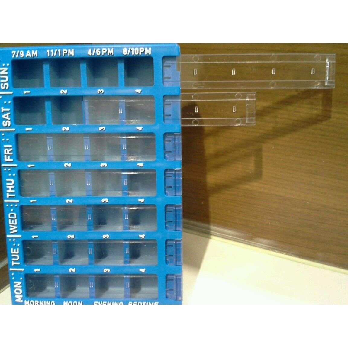 Surgipack 6077 Safe T Dose 7 Day Tablet & Vitamin Organiser - Cutprice Online