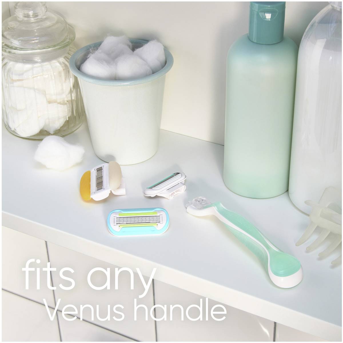 Gillette Venus Smooth Sensitive Razor Blades 4 Pack - Cutprice Online