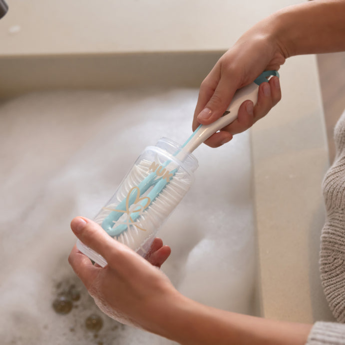 Nuk 2-in-1 Flexible Bottle and Teat Brush for Baby Bottles & Teats Mint 1 Each