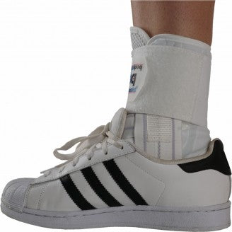 Body Assist Sports Lock Lace-up Ankle Guard White/black - Cutprice Online