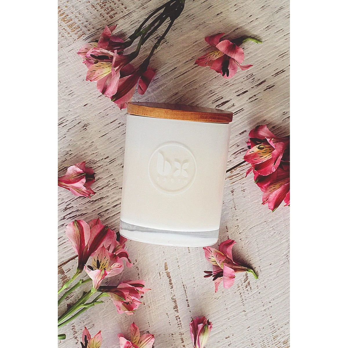 BX Earth Noosa Passion & Berry Soy Candle 300g